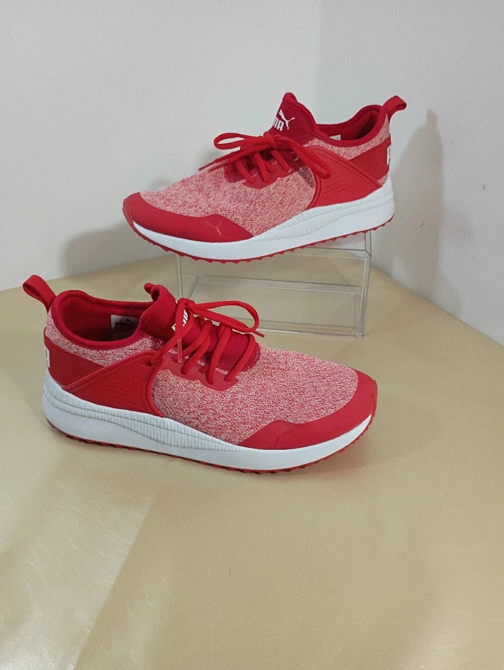 PUMA Men's SZ 10 Pacer Next Cage Red . Condition is Pre-owned - Good.